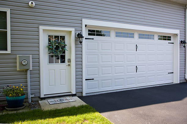 24/7 Emergency Garage Door Panel Replacement experts in Coleman County County, TX